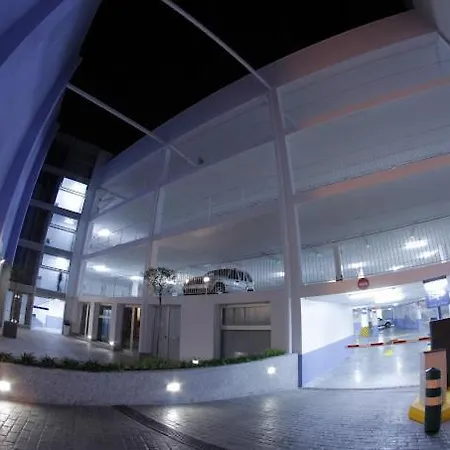 Centro-mezquita De 6 A 8 Huespedes, 2 Por דירה *