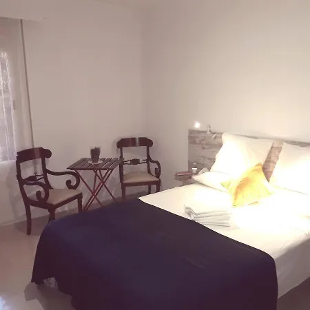 Apartamento Centro-mezquita De 4a8 Huespedes Pida Presupuesto