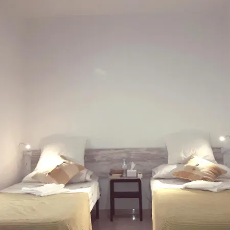 Apartamento Centro-mezquita De 4a8 Huespedes Pida Presupuesto