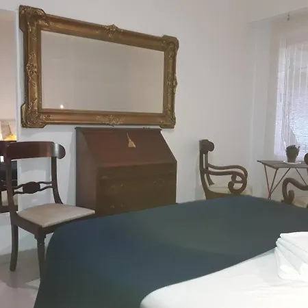 Apartamento Centro-mezquita De 4a8 Huespedes Pida Presupuesto Córdoba