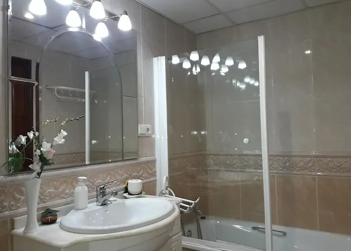 Apartamento Centro-mezquita De 4a8 Huespedes Pida Presupuesto