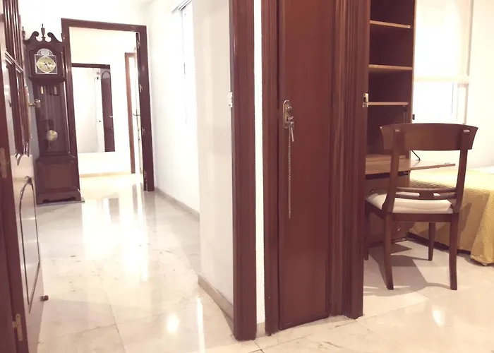 Apartamento Centro-mezquita De 4a8 Huespedes Pida Presupuesto